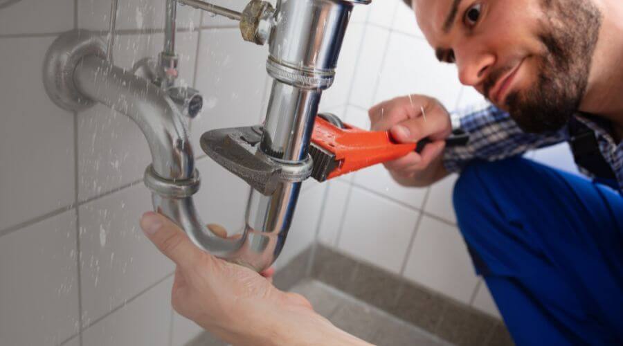 Professional emergency plumbing in Doss, TX